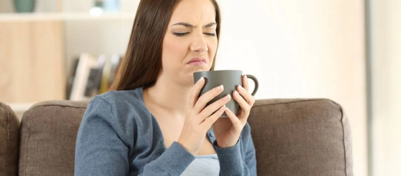 Έχετε μεταλλική γεύση στο στόμα; - Δείτε τι μπορεί να σημαίνει